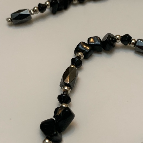 Hematite Magnetic Wrap Bracelet With Black Glass Chip Beads - Picture 7 of 10